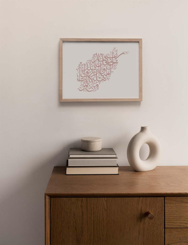 Calligraphy Afghanistan, White / Pink - Doenvang